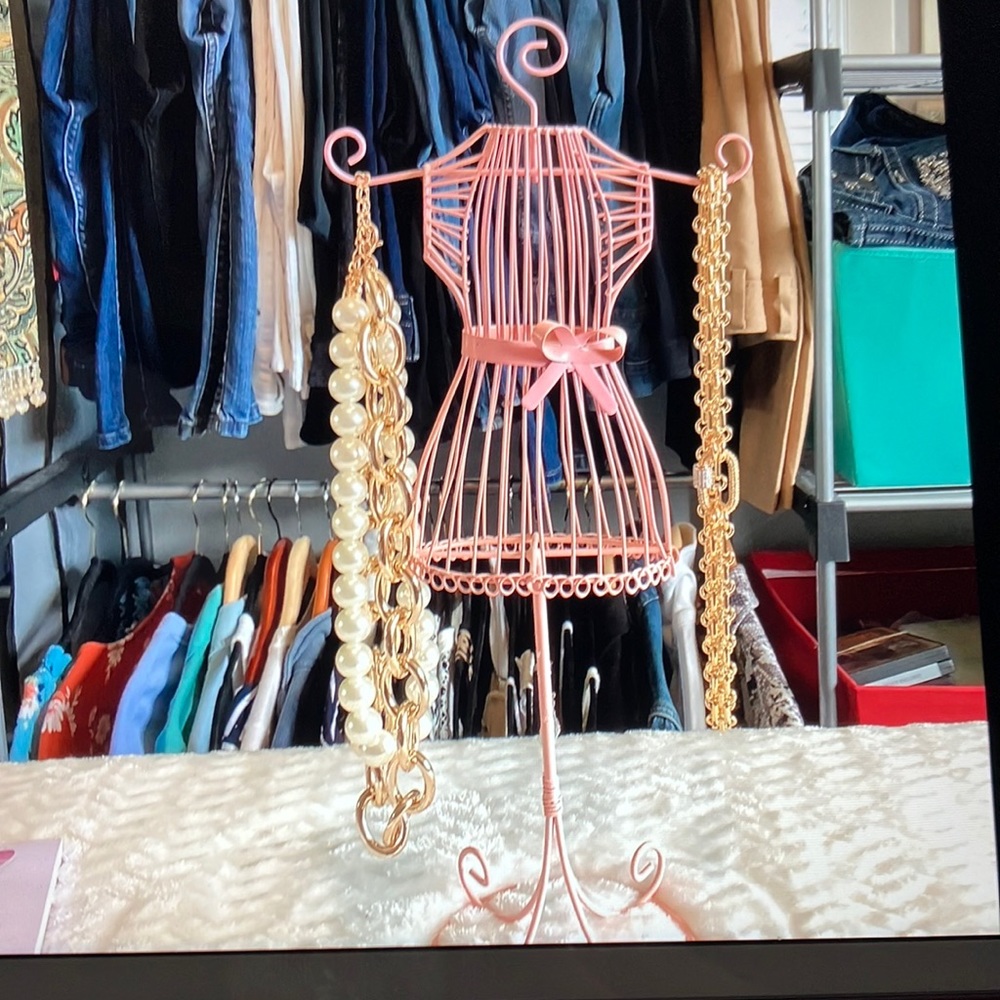 Necklace Display